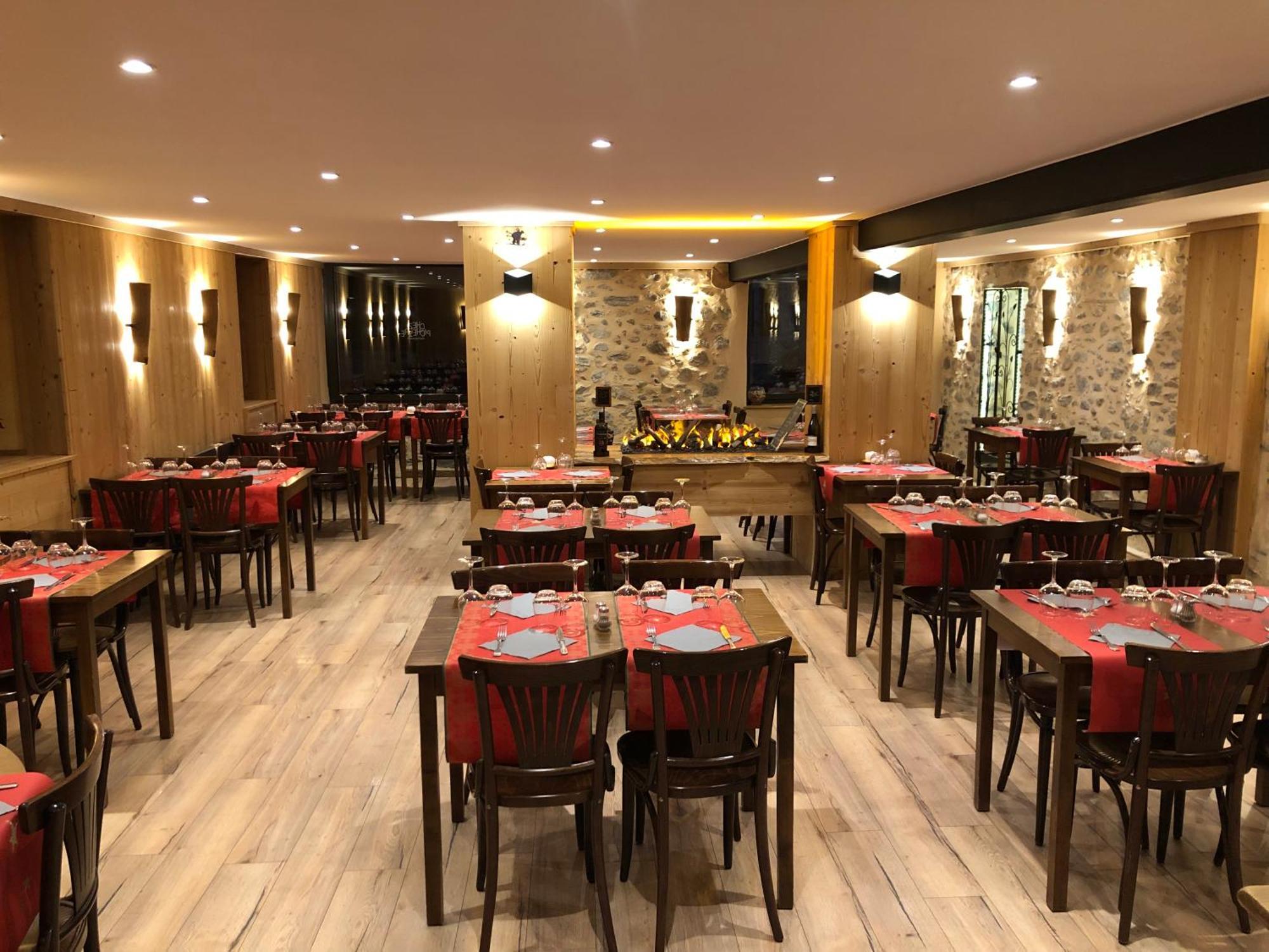 Hotel Picheyre Formiguères Esterno foto